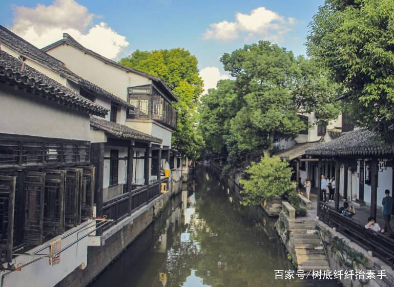 芭比娃娃的服装
